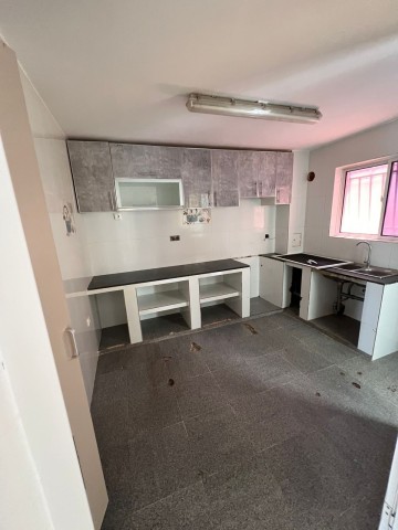 Apartamento T3, na Centralidade Zango 8000, Viana.