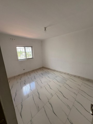 Apartamento T3, na Centralidade Zango 8000, Viana.