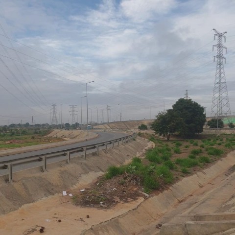 TERRENO DE 50 HECTARES, VIA EXPRESSA, BELAS.