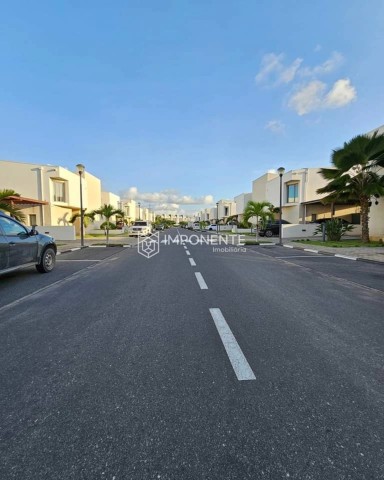 Excelente Vivenda V3 com piscina, no Condomínio Dalm Residencial, Talatona.