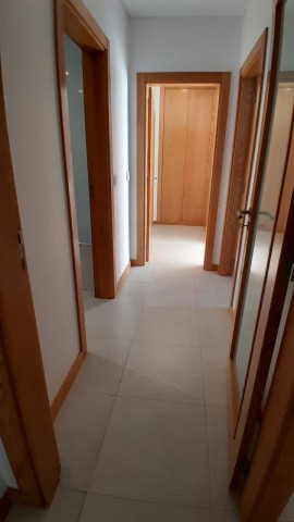 Apartamento T3+1, no Condomínio Imbondeiro Palace, Talatona.