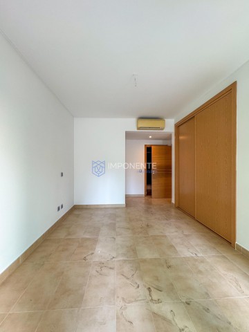 Apartamento T3, no Condomínio Dolce Vita, Talatona.