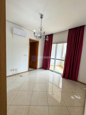 Apartamento T3, no Condomínio Mayombe, Talatona.