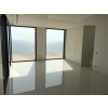 Vende se apartamento T4 dúplex.