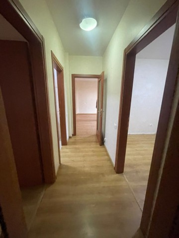 Apartamento T3, no Condomínio Interland, Morro Bento, Talatona.