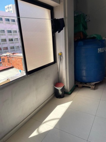 Apartamento T2, na Maianga, adjacente ao Banco Bic.