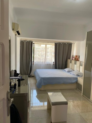 Apartamento T2, na Maianga, adjacente ao Banco Bic.