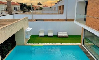 Anúncio Vivenda V3 condominio 14 casas TALATONA