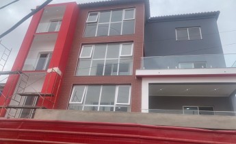 Anúncio ESCRITÓRIOS E APARTAMENTOS T3