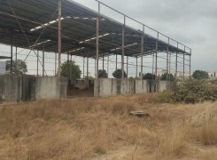 Estaleiro de 2 hectares, detrás do KERO Viana, Viana.