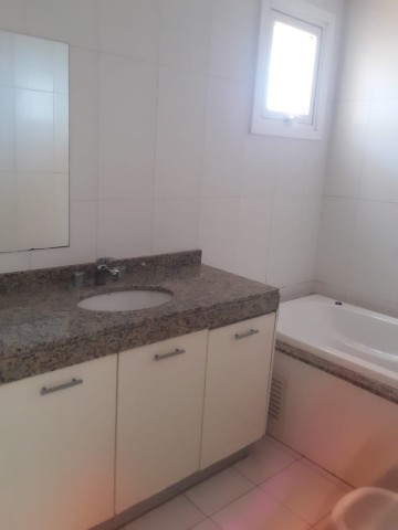 Apartamento T3, no Condomínio Acquaville, Talatona.