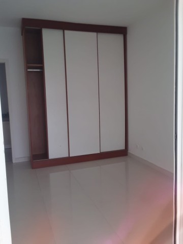 Apartamento T3, no Condomínio Acquaville, Talatona.