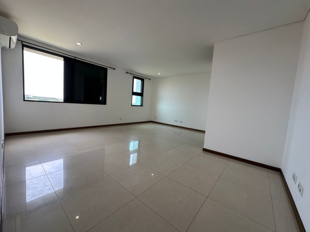 Apartamento T2, no condomínio Laguna Residencial, Talatona.