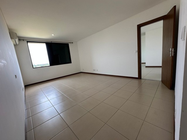 Apartamento T2, no condomínio Laguna Residencial, Talatona.