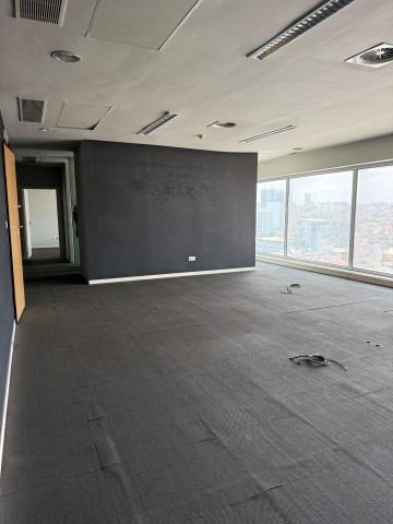 2 Escritórios de 142 m² no Edifício KN10, na Maianga, área premium.