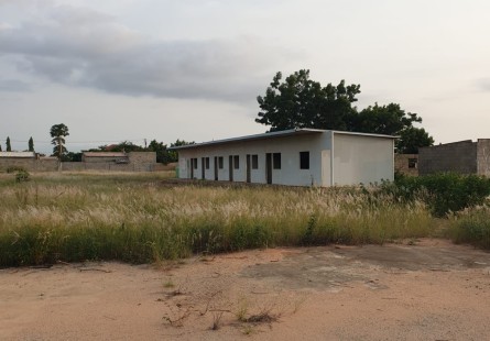 Anúncio Estaleiro de 1 hectare, no Zango 3, Viana.