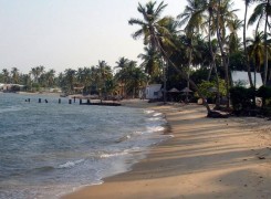 Anúncio Resort, na Ilha do Mussulo, Belas.