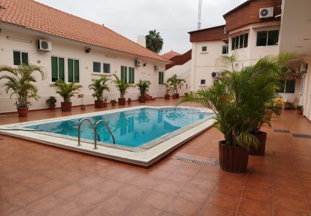 Anúncio Mansão V15, com piscina, no Miramar, Ingombotas.