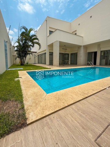 Luxuosa Vivenda V4 com anexo e piscina, no Condomínio Dalm Residencial, Talatona.