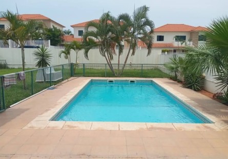 Anúncio Vivenda V4+1 com piscina, no Condomínio Old Vilas, Talatona.