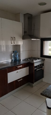 Apartamento T3 duplex, no Condomínio Laguna Residencial, Talatona.