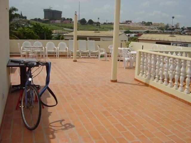 Vivenda V5 na Praia do Bispo - Luanda.