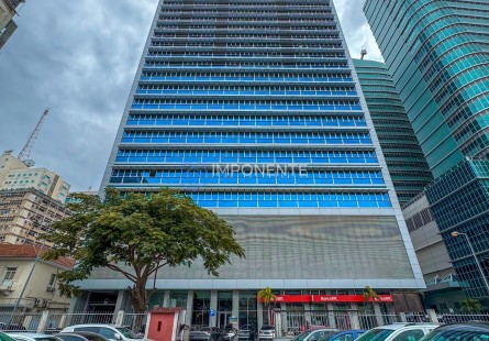 Anúncio Luxuoso apartamento T2 no Edifício Kanhangulo, Ingombotas.