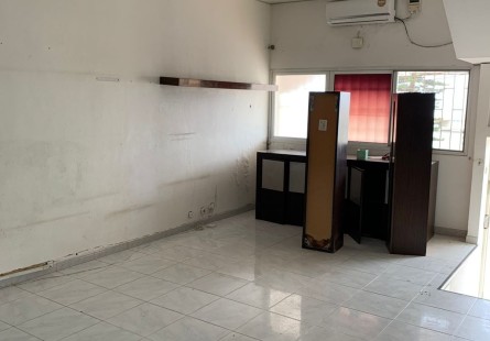 Anúncio Apartamento T2, no Alvalade, Maianga.
