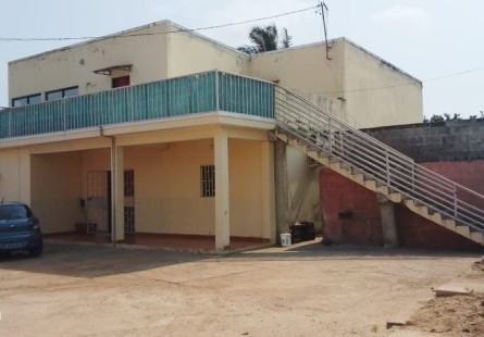 Anúncio Vivenda V7 no Bairro Militar de Talatona.