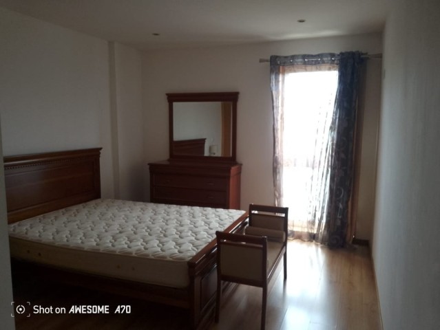 A Venda Apartamento T2 mobiliado, no Condomínio Terraços do Atlântico em Talatona.