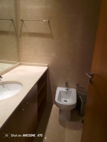 A Venda Apartamento T2 mobiliado, no Condomínio Terraços do Atlântico em Talatona.