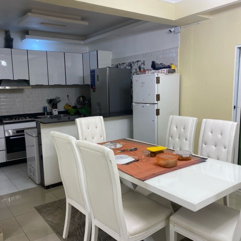 A Venda Vivenda V3, no Condomínio Vila Nostra, Camama.