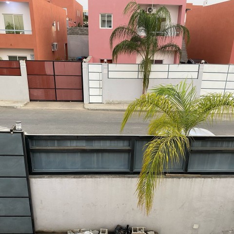 A Venda Vivenda V3, no Condomínio Vila Nostra, Camama.