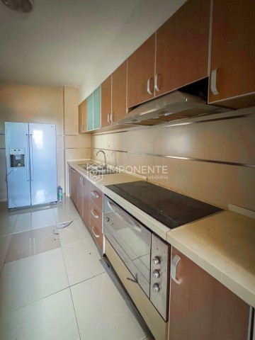 A Venda Apartamento T3, no Condomínio Clássicos do Sul, Benfica.