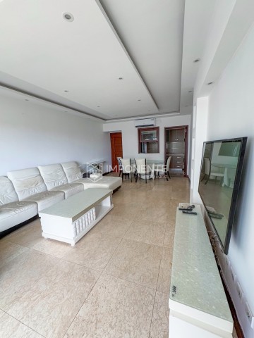 A Venda Apartamento T3, no Condomínio Clássicos do Sul, Benfica.