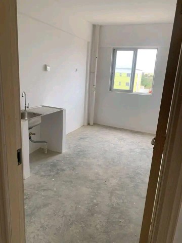 A Venda Apartamento T2, na Urbanização Maye Maye, Cacuaco.