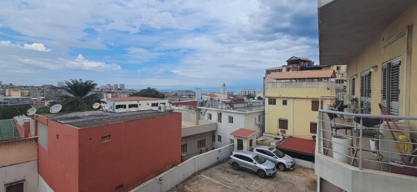 A Venda Apartamento T3, no Edifício Saltire, Maianga.
