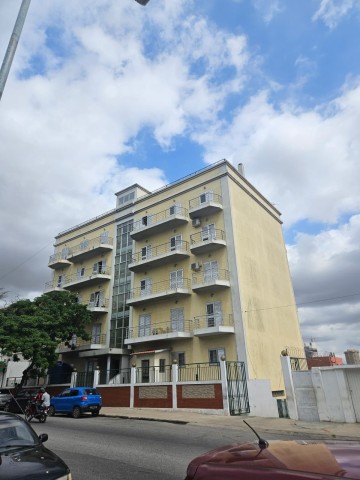 A Venda Apartamento T3, no Edifício Saltire, Maianga.