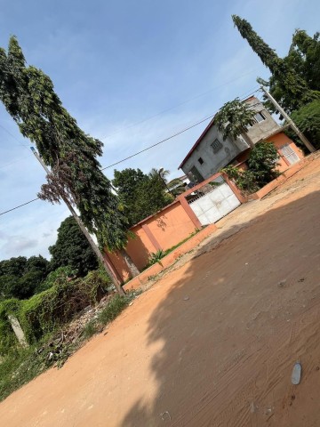A Venda Terreno de 600m2, no Benfica