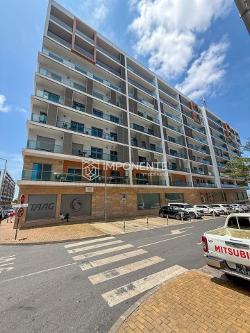 A Venda Apartamento T2, no Condomínio Dolce Vita, Talatona.