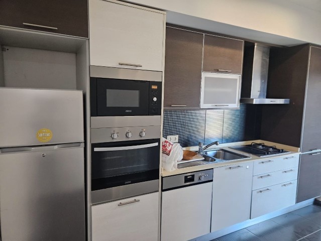 A Venda Apartamento T2, no Condomínio Dolce Vita, Talatona.