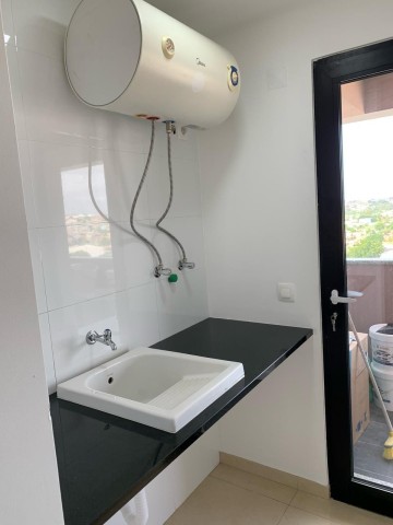 A Venda Apartamento T3, no Condomínio Boulevard, Patriota.
