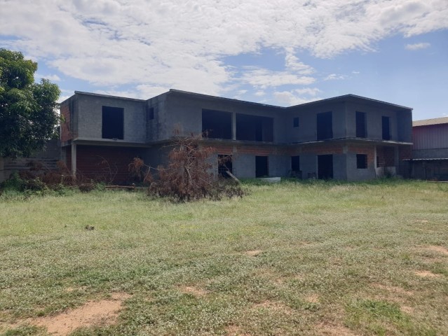 A Venda Estaleiro Industrial - Viana.