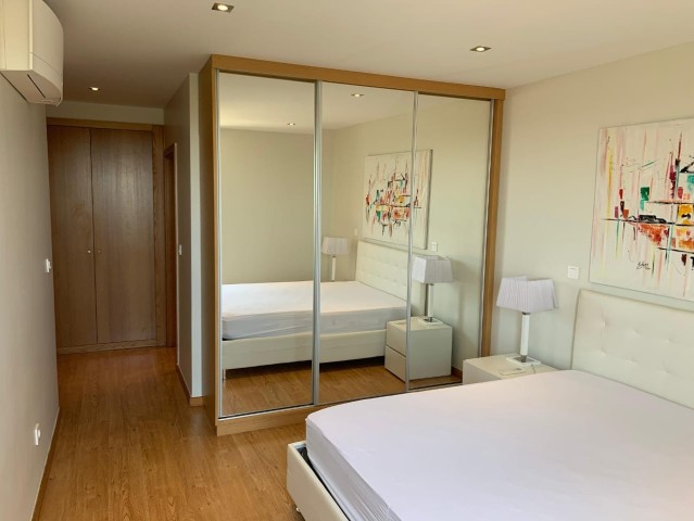 A Venda Apartamento T3, no Condomínio Terraços do Atlântico - Talatona.