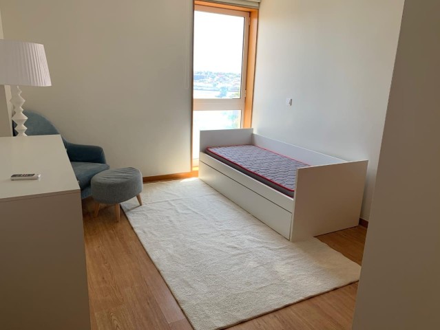 A Venda Apartamento T3, no Condomínio Terraços do Atlântico - Talatona.