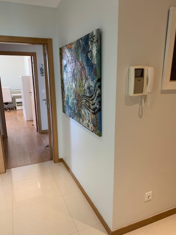A Venda Apartamento T3, no Condomínio Terraços do Atlântico - Talatona.