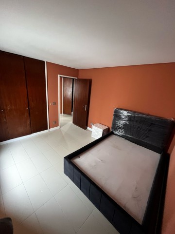 A Venda Apartamento T3, no condomínio RIT - Talatona.