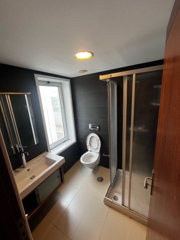 A Venda Apartamento T3, no condomínio RIT - Talatona.