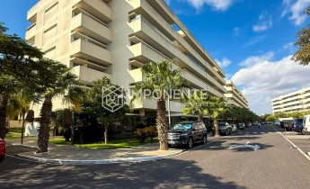 Luxuoso apartamento T4, no condomínio Ymoluanda, Talatona.