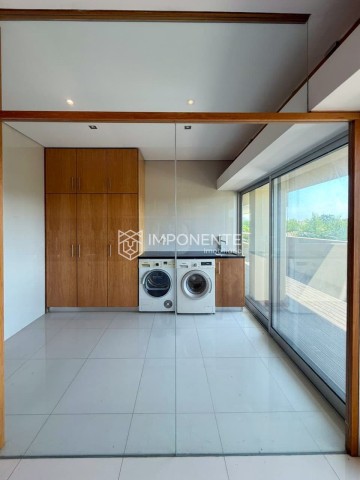 A Venda Luxuoso apartamento T4, no condomínio Ymoluanda, Talatona.